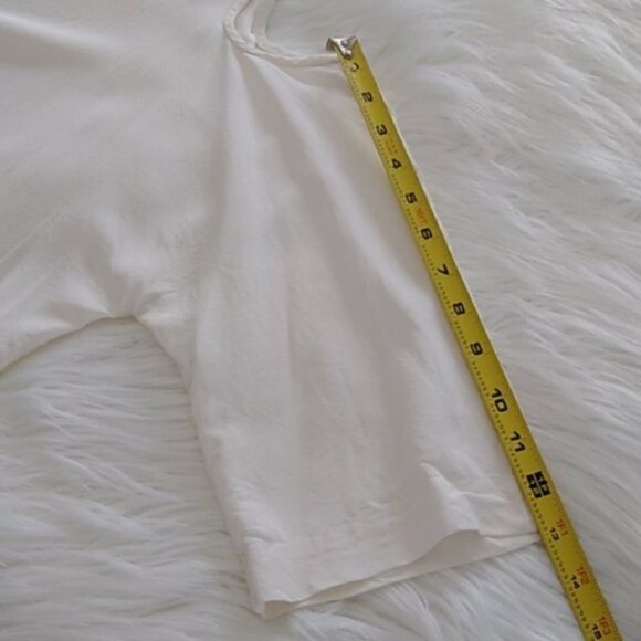 Like New Ivory Tibi Silk Cold Shoulder Top - Picture 15 of 15